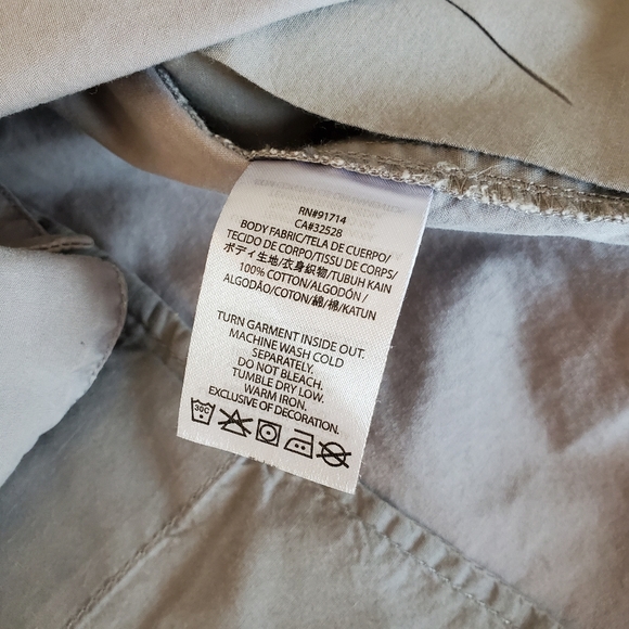 ⭐A/X Armani Exchange Skirt with Front Snaps - Picture 8 of 9